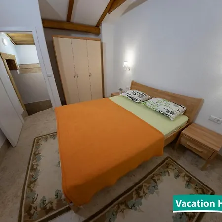 Holiday home Vacation Alan 2 *