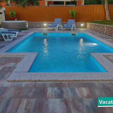 Vacation Alan 2 *