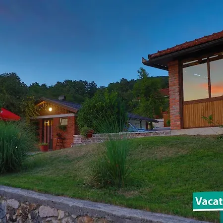 Vacation Alan 2 Кулен Вакуф