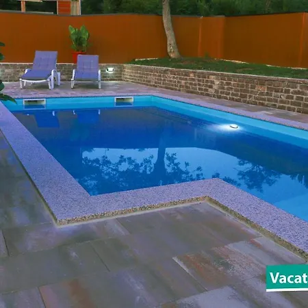 Vacation Alan 2 Ferienhaus