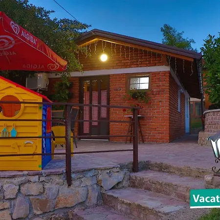Vacation Alan 2 Holiday home